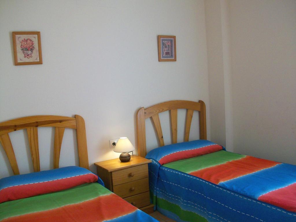 Apartamentos Par Tres - Oliva Nova חדר תמונה