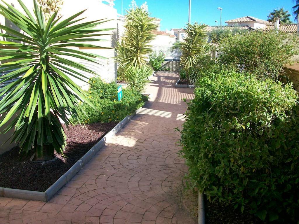 Apartamentos Par Tres - Oliva Nova חדר תמונה